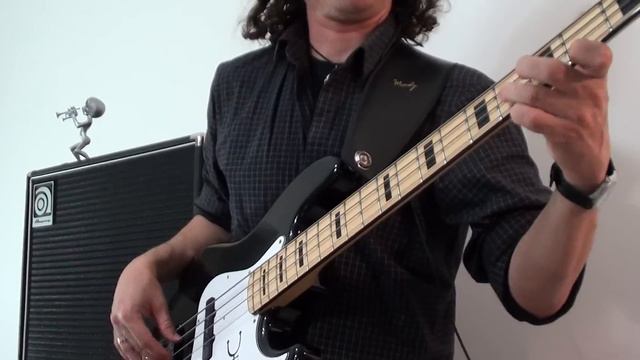 RUSH - YYZ ( Bass, Synth & PedalMIDI ) cover by Ricardo Bender смотреть онлайн