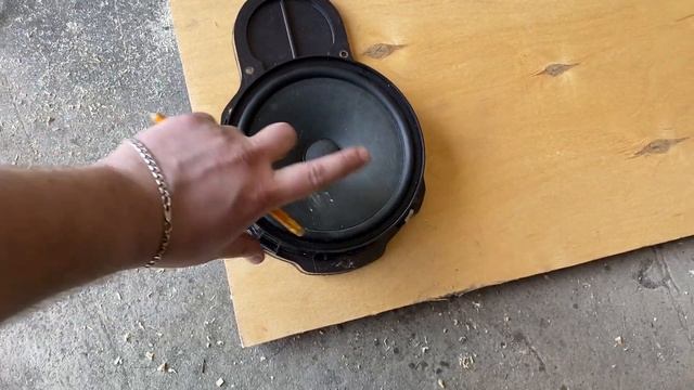 Замена штатной акустики Volkswagen Passat B7 на динамики DL Audio Gryphon Pro 165 Neo смотреть онлайн