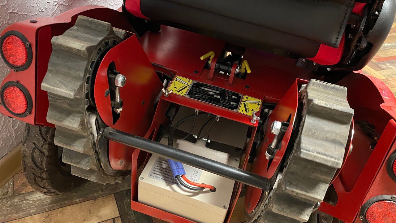 Разабрали Аккумулятор за 90 тысяч рублей что Внутри? смотреть онлайн