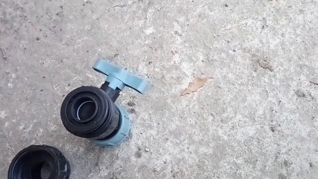 ПНД КРАН. Как установить? / HDPE Tap. How To Install ?