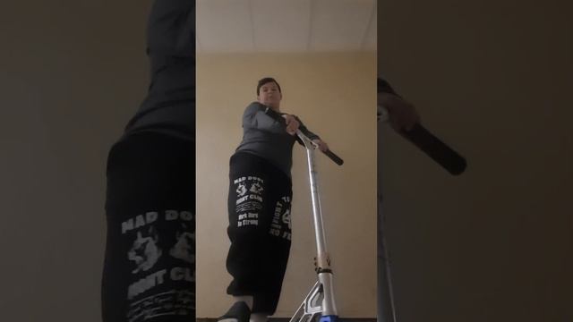 обзор на Мой самокат смотреть онлайн