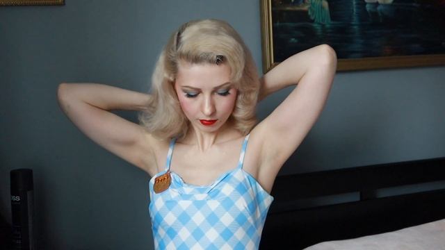 1950s Vintage Page Boy Hairstyle Tutorial l Old Hollywood Diva l Dita Von Teese Hairstyle смотреть онлайн