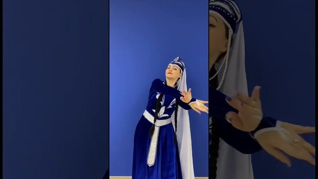 Армянский танец 12+ на Территории Танца в Костроме? смотреть онлайн