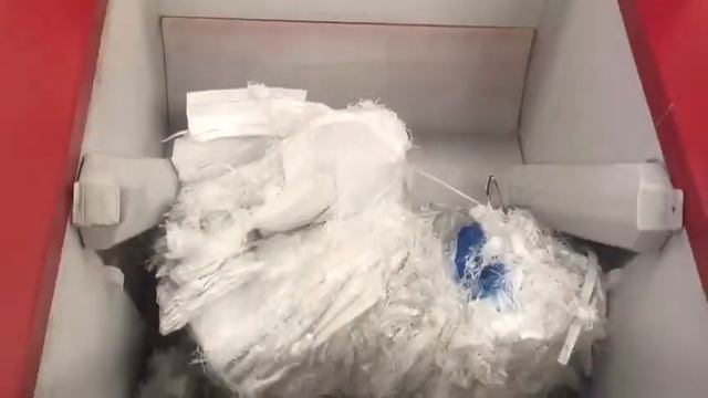 Однороторный шредер шредер одновальный R тип для измельчения мягких и жестких пластиковых объектов. смотреть онлайн