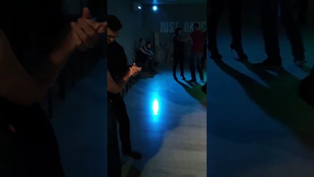 Валерий Морозов с Ксенией Егоровой - El Verdadero Amor Perdóna (Dueto Con Prince Royce) смотреть онлайн