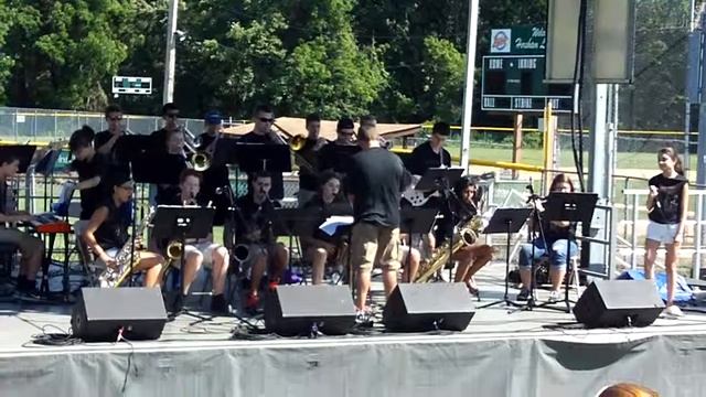Jumping East of Java by HH Jazz Band at Horsham Day 2014 смотреть онлайн