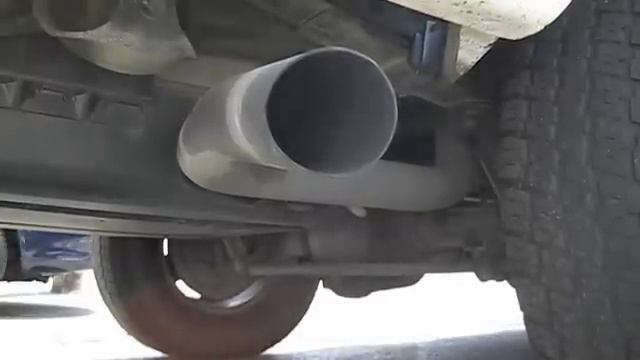 1999 Chevrolet Suburban Stock Exhaust смотреть онлайн