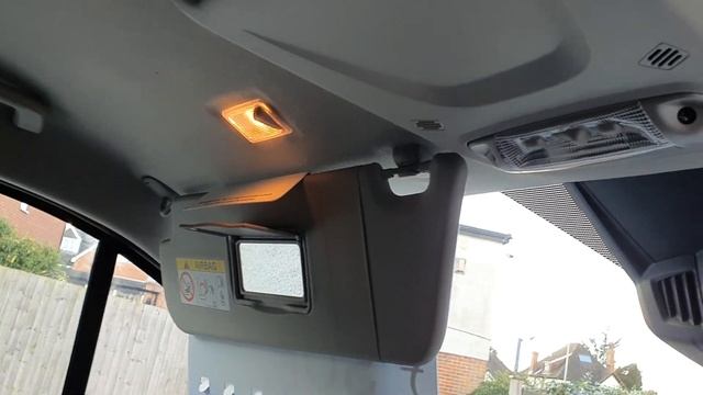 Used Ford Transit Custom 300 Swb Limited van for sale at Roy Wood Transits смотреть онлайн