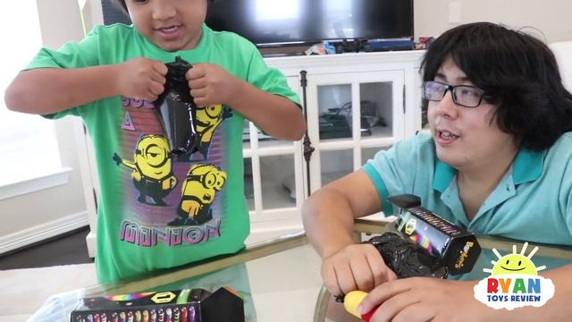 MINECRAFT Roblox and Slither.io In Real Life toy hunt смотреть онлайн