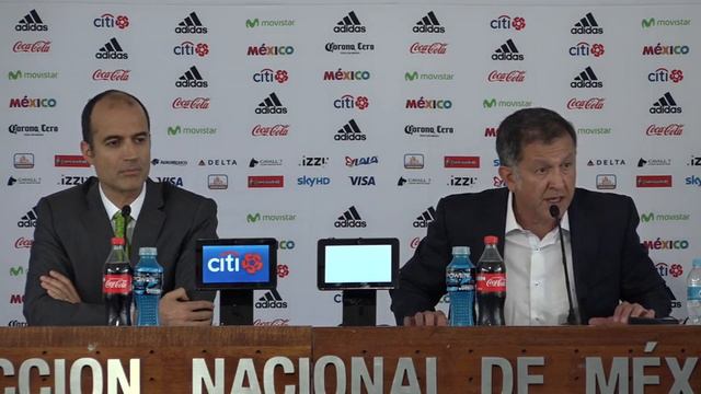 Conferencia Juan Carlos Osorio y Guillermo Cantú смотреть онлайн