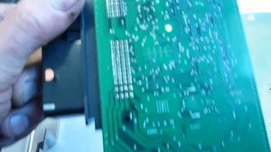 Лада Калина не развивает обороты, работает как попало..mp4