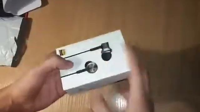 Original Xiaomi In-ear Hybrid Earphones Pro HD Dynamic Balanced Armature Driver Volume Contro смотреть онлайн