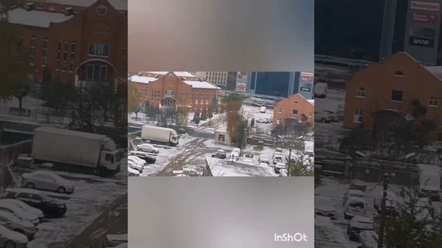 Автостоянка. Утро. Холодно