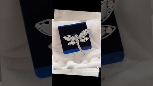 Женские украшения. брошки. горный хрусталь. отправлю почтой. . смотреть онлайн