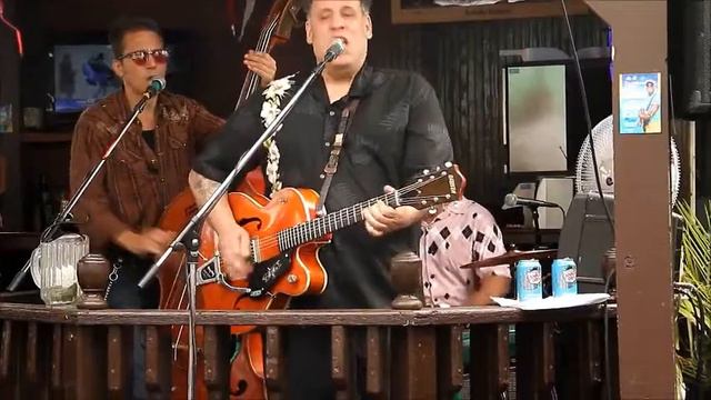 The Buzzards at Otto's in Freeport -- Ain't Nothin' Shakin' смотреть онлайн