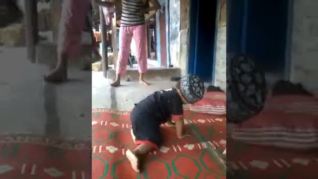 Anak Kecil Lagi Sholat Muhammad Fahris Hidayatulla
