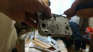 Замок (защелка) - левый/правый. Установка дверей Москва