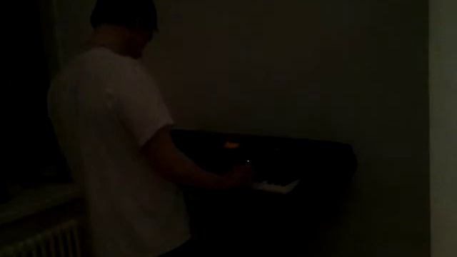 Он никогда не играл на фортепиано смотреть онлайн