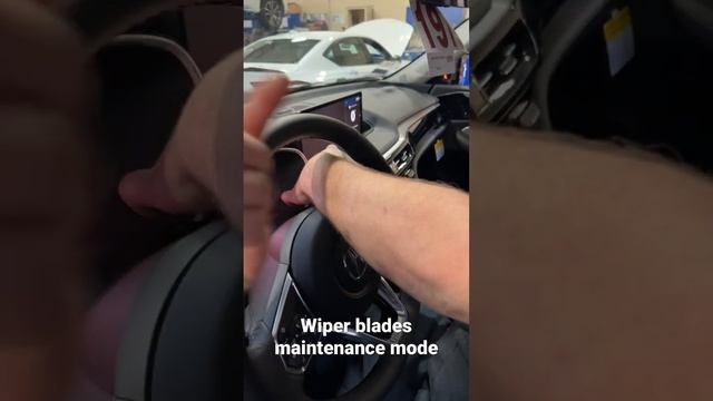 Key on, holder wiper switch up, turn ign off while hold switch. Once wiper stops replace wipers￼ смотреть онлайн