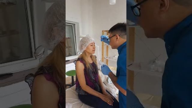 ПЕРМАНЕНТНЫЙ МАКИЯЖ БРОВЕЙ (татуаж бровей). Мастер и методист Виктор Тен.