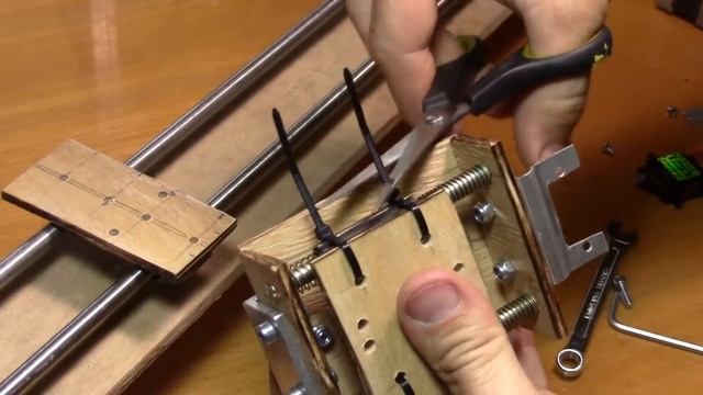 Как сделать машину что рисует. How to make Make a Drawing Machine смотреть онлайн