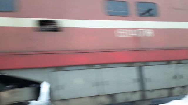 ТЭП70-0557 с пассажирским поездом Екатеринбург-Устье Аха смотреть онлайн
