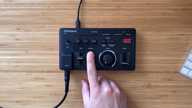 Roland E-4 Voice Tweaker Tutorial - Complete Guide! смотреть онлайн
