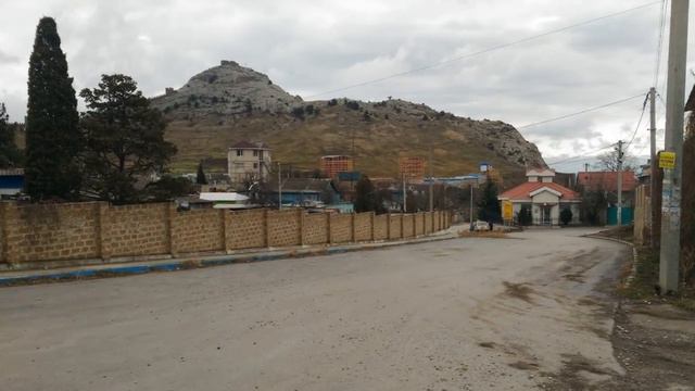 Крым, Судак, Приморская улица за Генуэзской крепостью, февраль 2017 смотреть онлайн