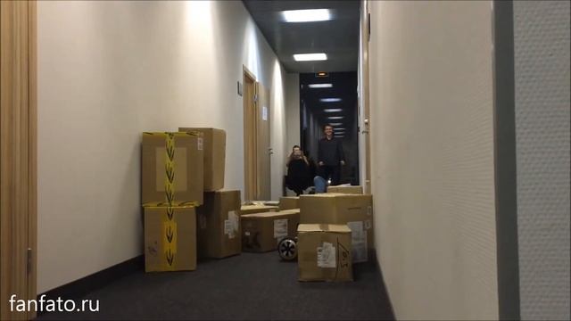 Сломал нос об коробки на гироскутере EPIC FAIL broken nose смотреть онлайн