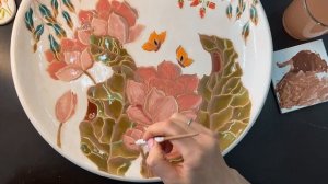 Надглазурная роспись тарелки