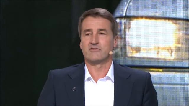 Mercedes-AMG GT - Opening with Bernd Schneider смотреть онлайн