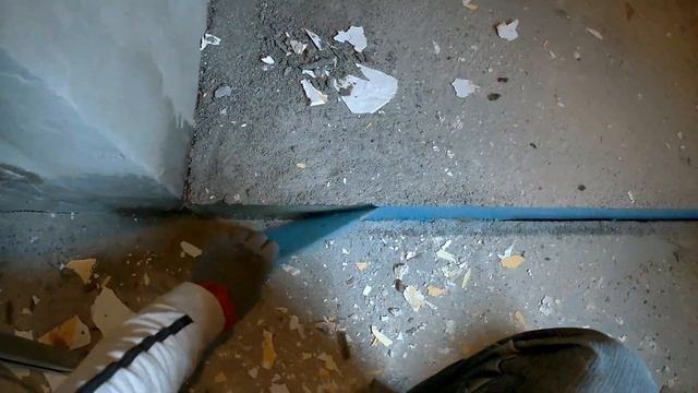 Ремонт санузла в доме в Германии. Часть 2. Душевая без поддона. Инсталяция для подвесного унитаза. смотреть онлайн