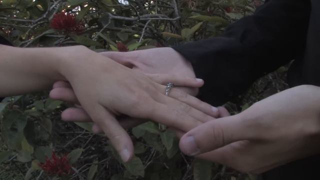 Relationship Advice : What Does an Engagement Ring Mean? смотреть онлайн
