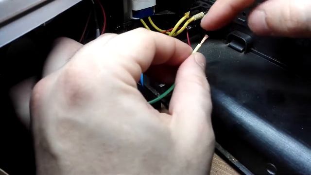 Старый магнитофон. Часть 1. От чего может питаться? смотреть онлайн