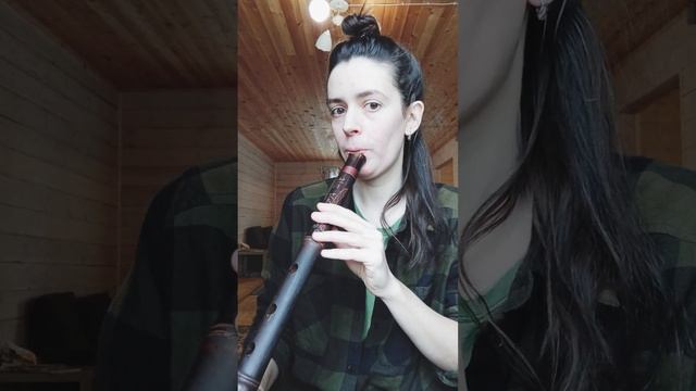 Как играть на бамбуковых бессвистковых флейтах? Краткое руководство по основам звукоизвлечения. смотреть онлайн