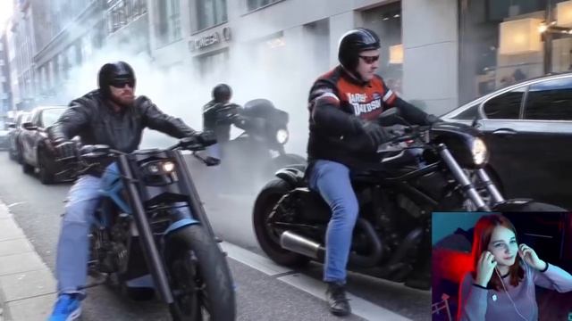 Эвелина озвучивает мотоциклы смотреть онлайн