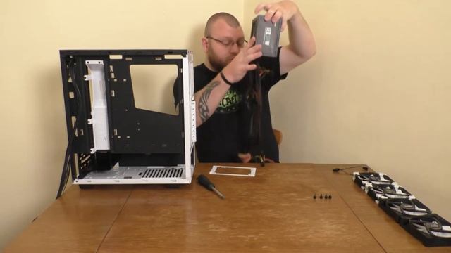 Обзор корпуса NZXT S340 White