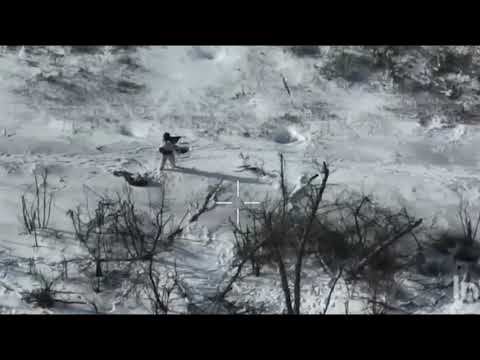 Смертельно схватка: Российский боец против дрона-камикадзе. смотреть онлайн