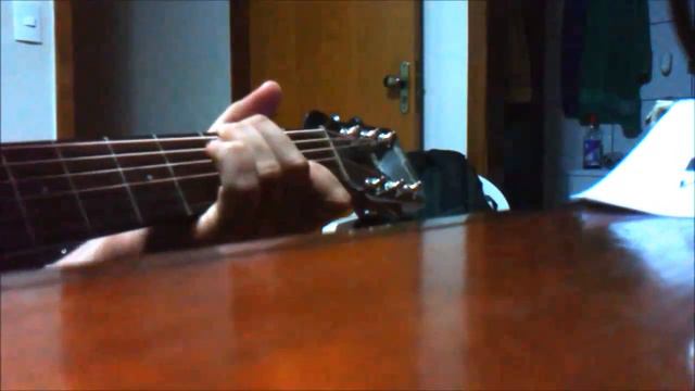 Improviso Violão - Testando afinação diferente - por Maurio Rodrigues смотреть онлайн