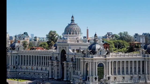 Дворец землевладельцев. Казань смотреть онлайн