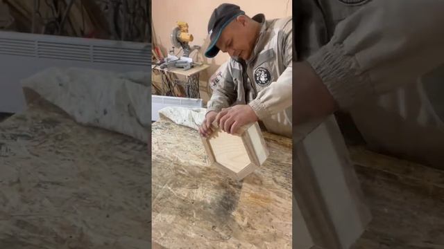 Шкатулка из ореха и эпоксидной смолы смотреть онлайн