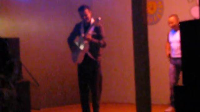 ВЛАДИМИР БУГРОВ. Гитара. смотреть онлайн