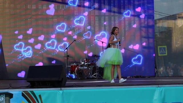 Александра Трошина День города Мальчик на девятке  Солнце Mонако