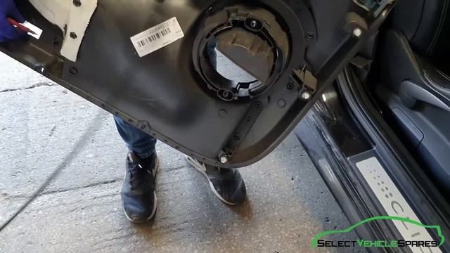 RENAULT CLIO 3 - How To Remove Front Window Regulator / Motor Assembly & Door Glass 2006-2012 смотреть онлайн