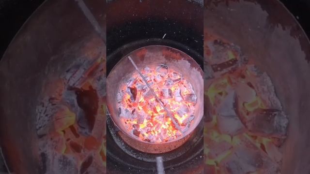 Аппетитный шашлычок на гриле Углежог! смотреть онлайн