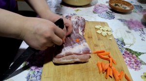 Как вкусно приготовить копчёную грудинку. Копчёная свиная грудинка на мангале.