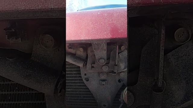 Субару форестер , как открыть капот ?