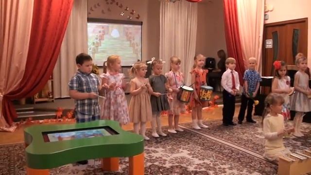 Инструментальное исполнение П.И. Чайковский "Марш деревянных солдатиков" смотреть онлайн