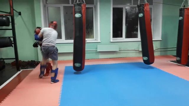 #новички на тайском боксе смотреть онлайн