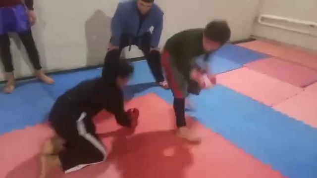 мой брат боритца в таджикистане1 смотреть онлайн